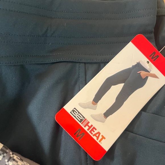 Workout clothes bundle 7 items! - Picture 5 of 6